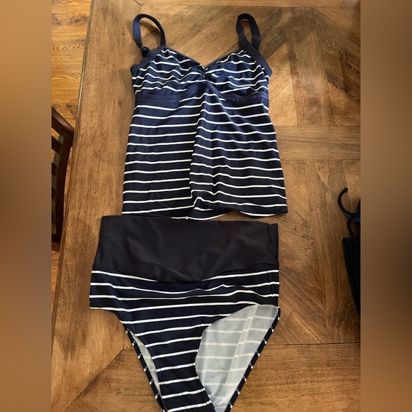 Jojo Maman Bebe Maternity Swim Suit - Picture 1 of 5